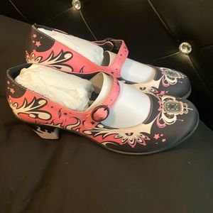 Hot Chocolate Transylvania mid heel Mary Janes size 10 worn once